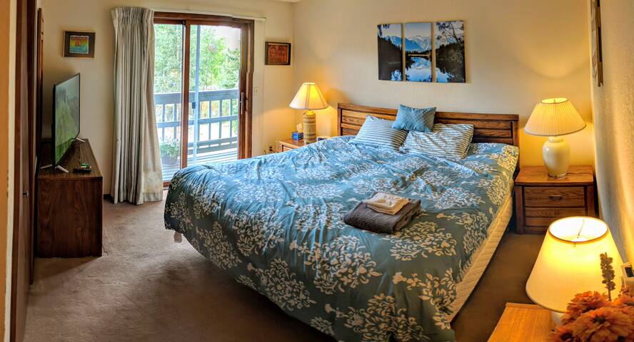 Memory Foam Bed, Hot Tub, Iconic Colorado Views!