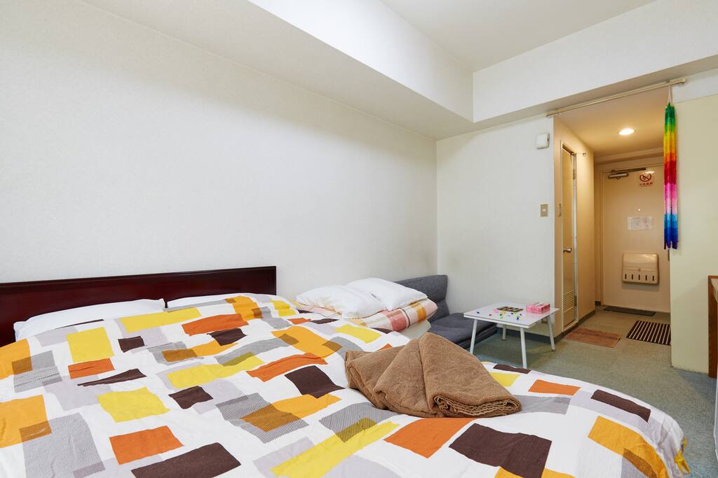 Bed room