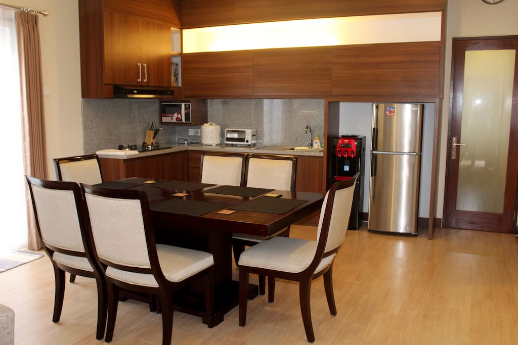 Kitchen/ Dining