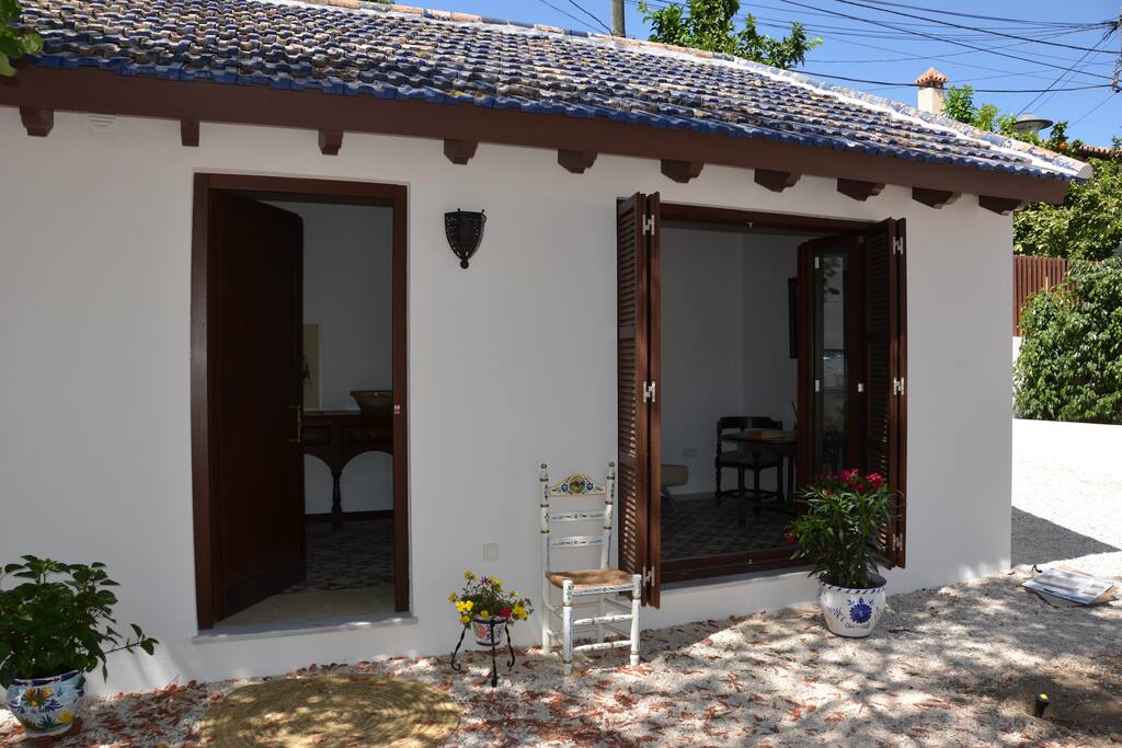 Access to garden