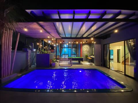 Hometel @ The Riimbun . Private Pool