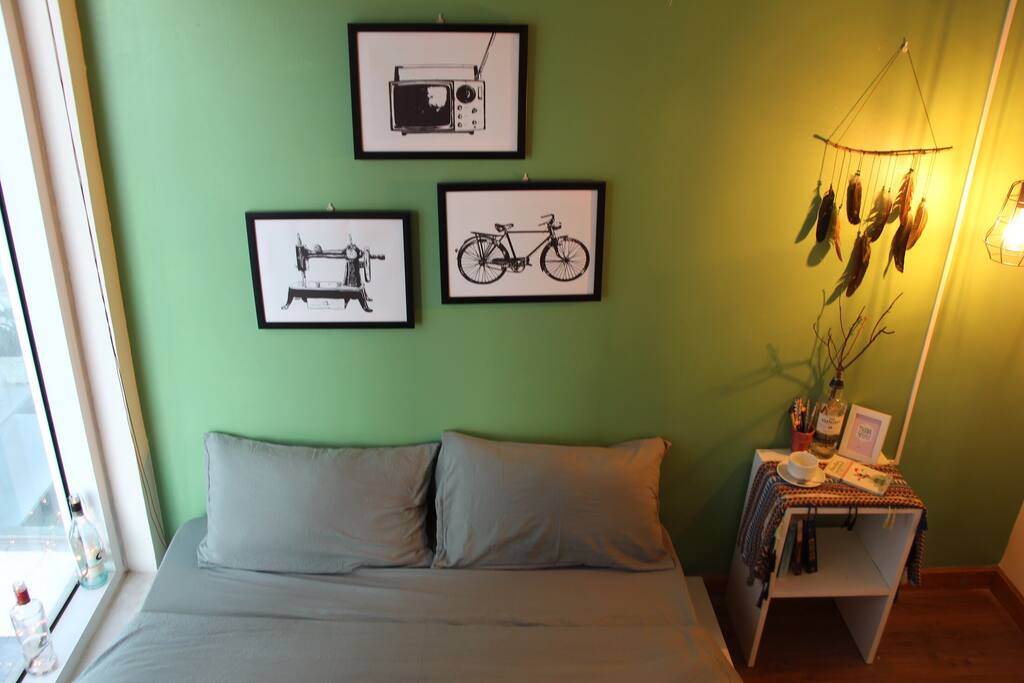 A part of Ivy Room