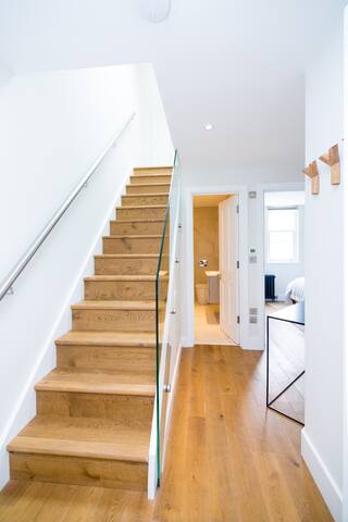 Stunning Design Two bedroom Duplex Apt – 2 baths gallery image 3