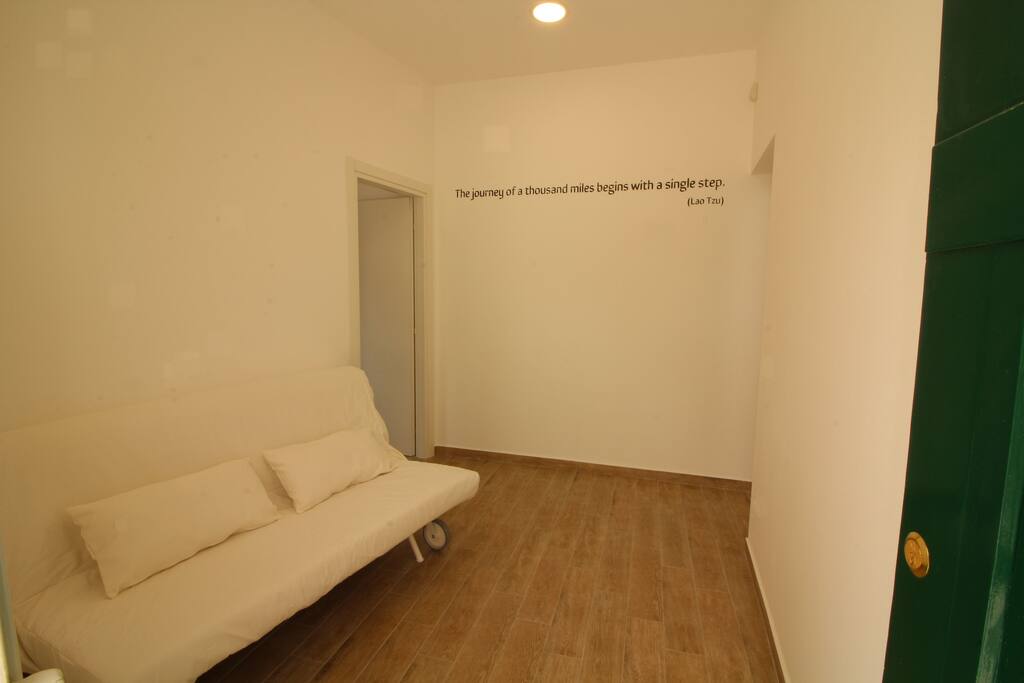 l'ingresso della casa