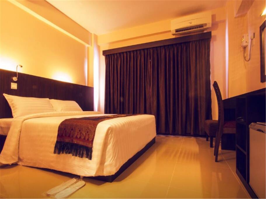King bed room
