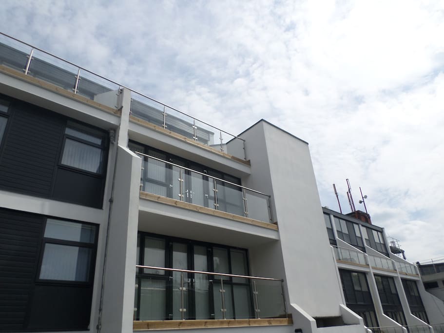 Balcony. Minna Apartments