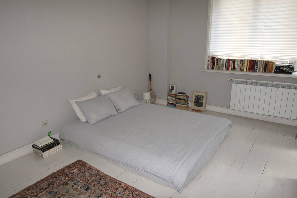 The (very comfortable) bed