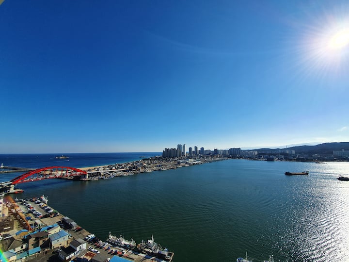 속초 최고위치 초럭셔리신축 美친환상뷰 최고층로얄실, 청초호+오션뷰(사진뷰동일)