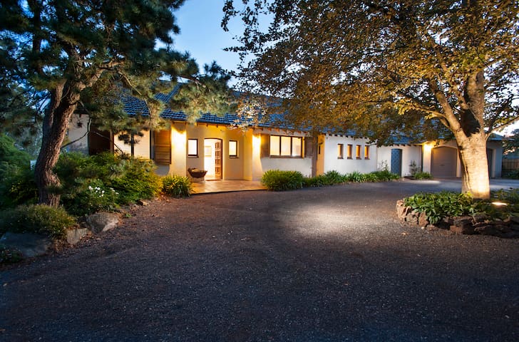 Boyanda at Ferny Creek Heart of the Dandenongs