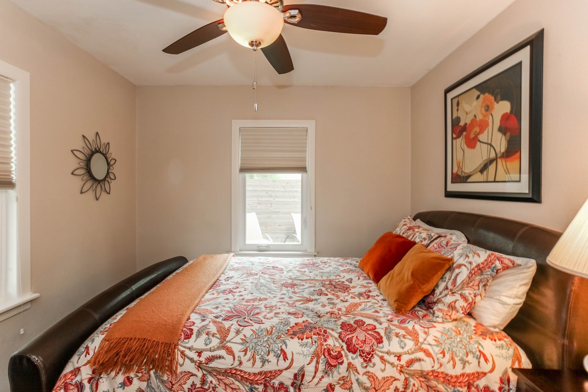 Hill House in Wonderful Bouldin!