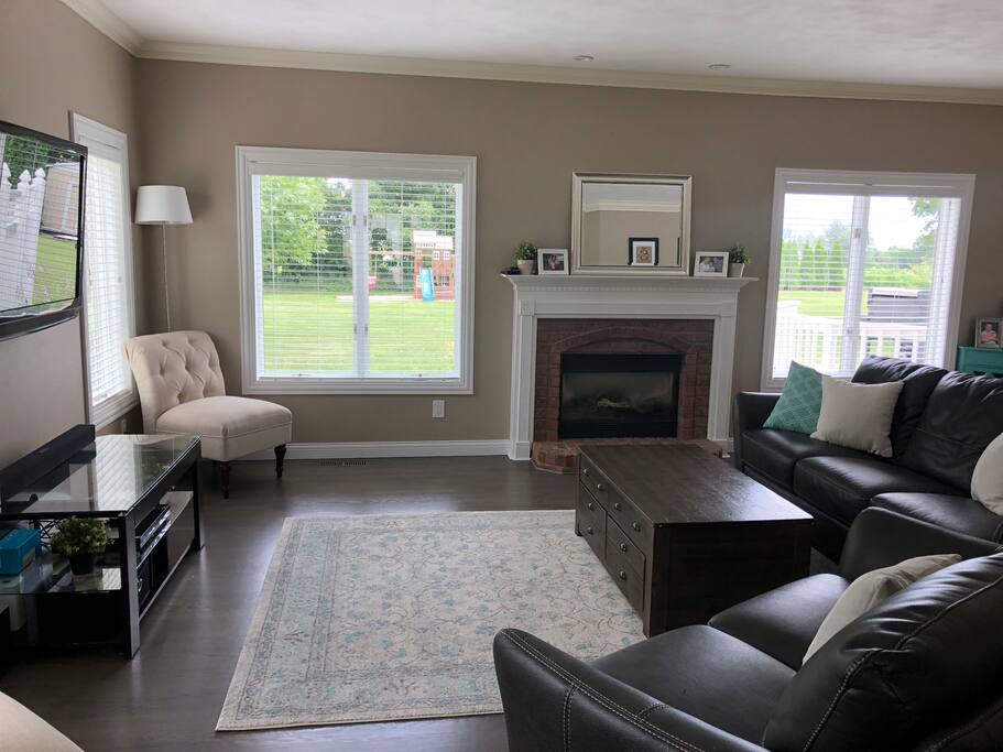 Living room with gas fireplace