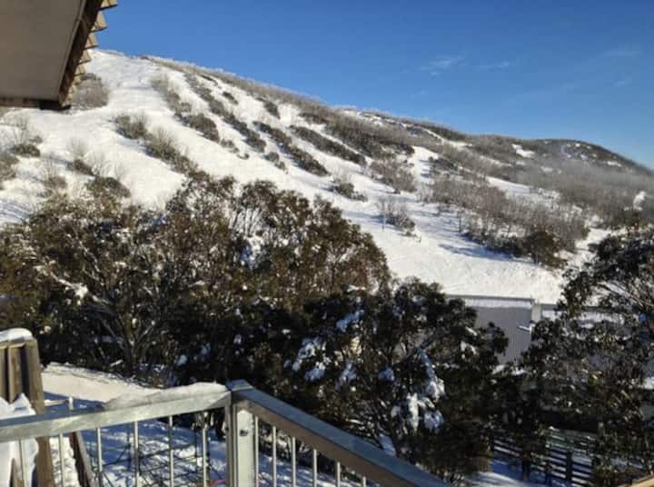 Falls Creek  Ski in Ski Out - Loft Apartment