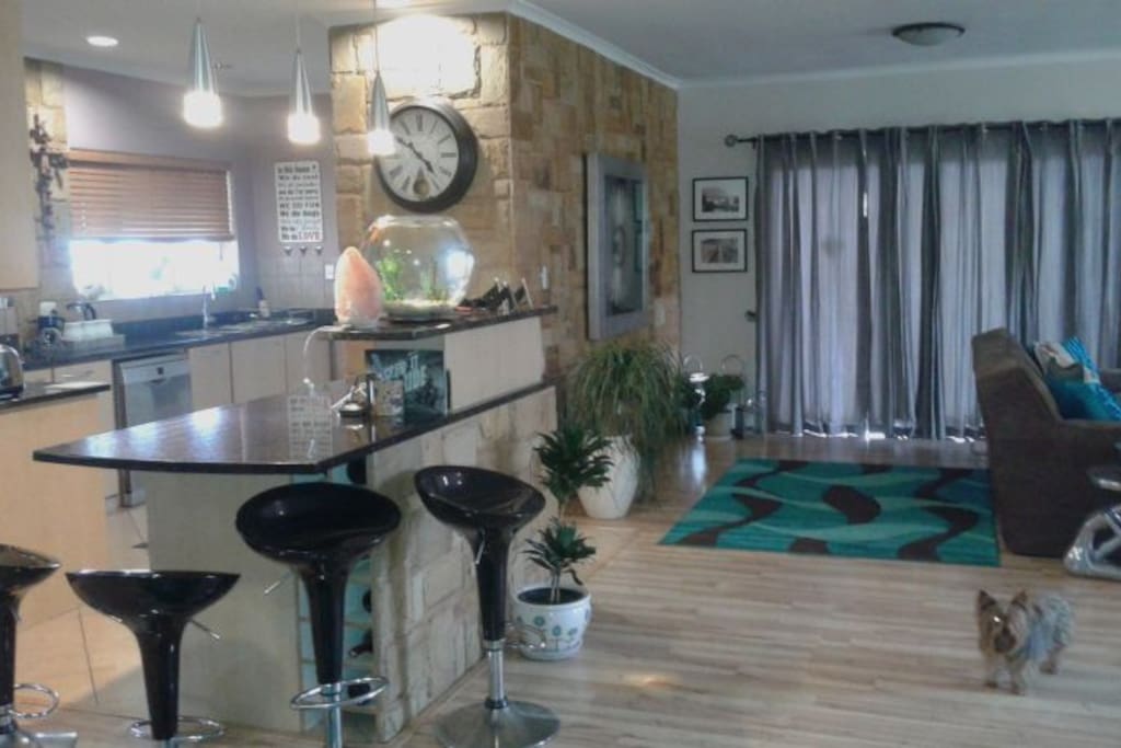 Fully equipt open plan kitchen