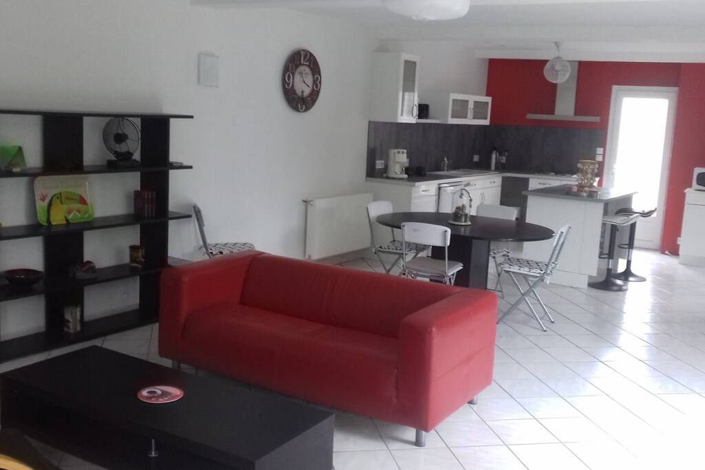 le séjour/cuisine 50m²