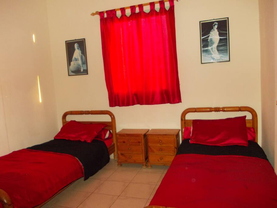 Chambre pour couple ou 2 enfants,sans vis à vis