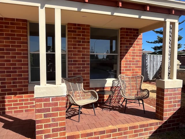 Mindarie Gardens gallery image 3