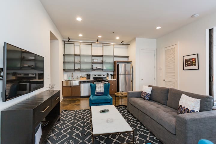Mint House at The Reserve | Two Bedroom Suite gallery image 2