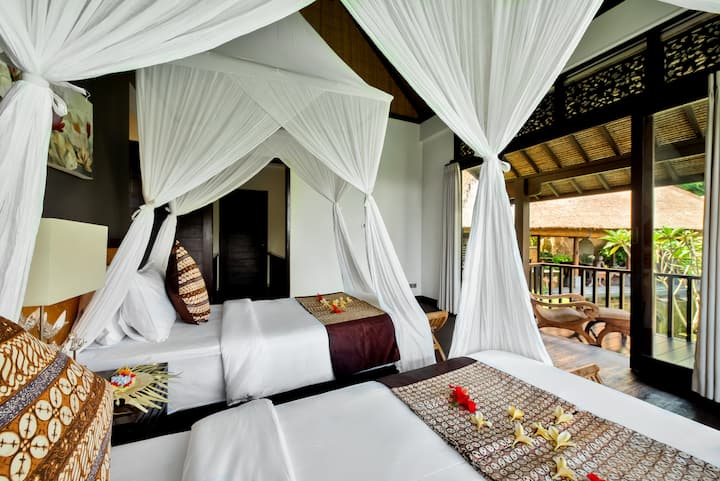 Villa Kembang Bali de 7 dormitorios