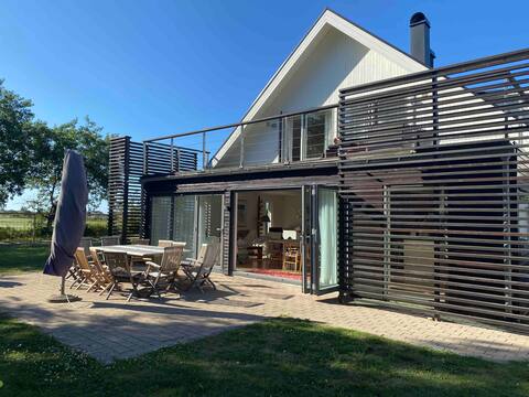 Modern family home in Torekov