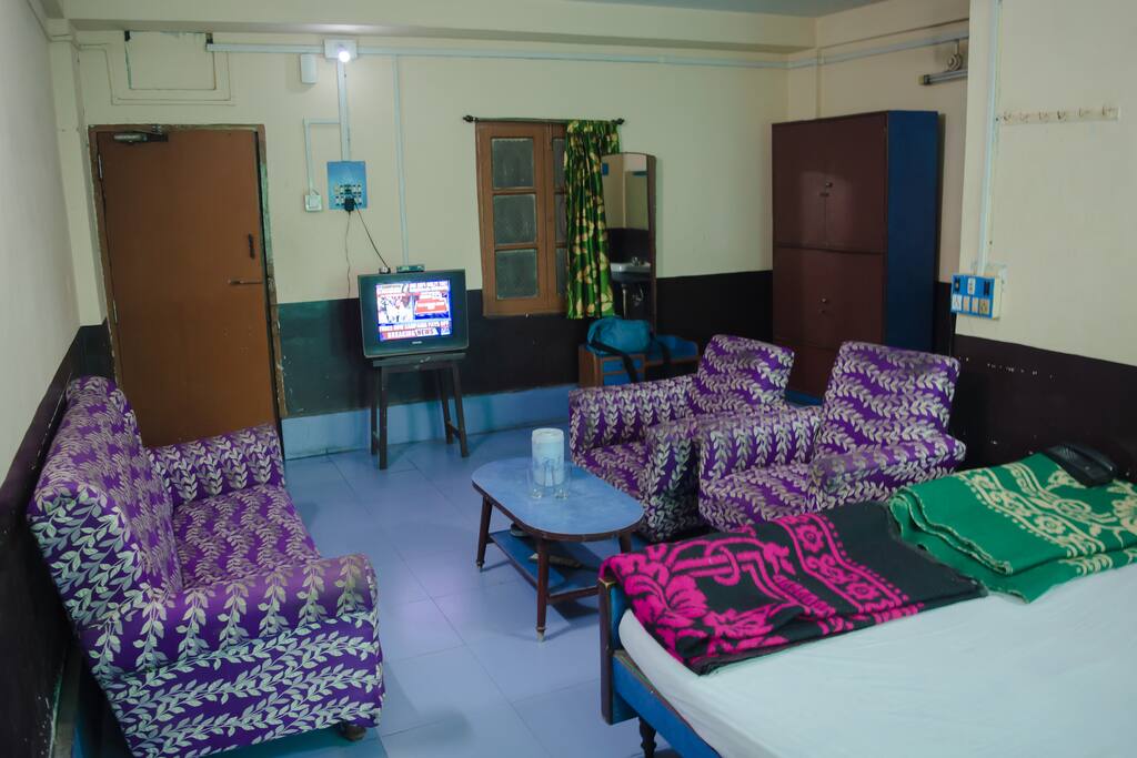 Deluxe AC Room-02