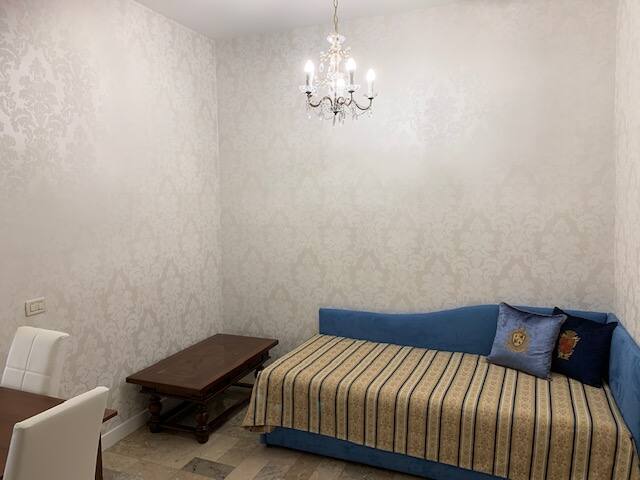 The House on the Canal gallery image 5