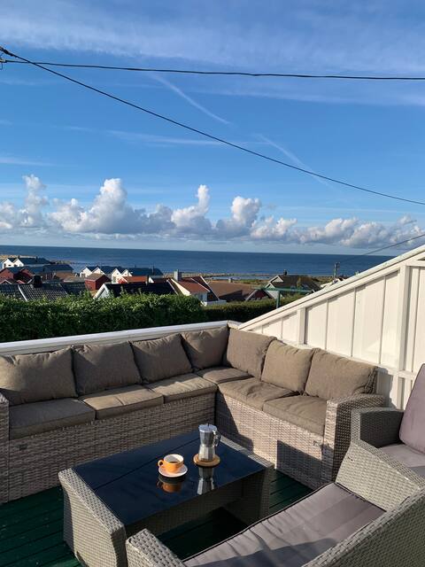 Charming house with fantastic sea view