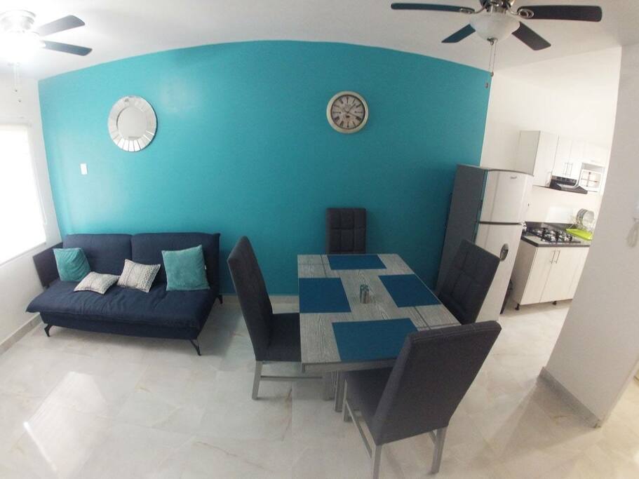 Departamento 1
Amplias y cómodas instalaciones.
6 personas.
