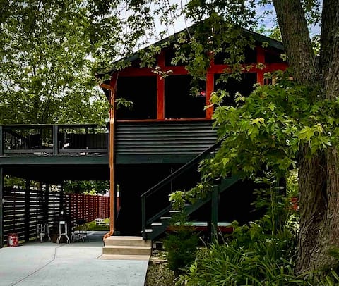 Riverwood Rest Stop next to Ruoff & Koteewi Park