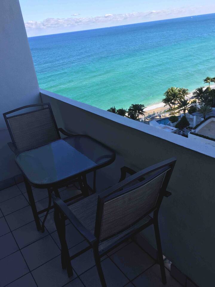 Oceanfront 1 Bedroom 2 Bath Penthouse