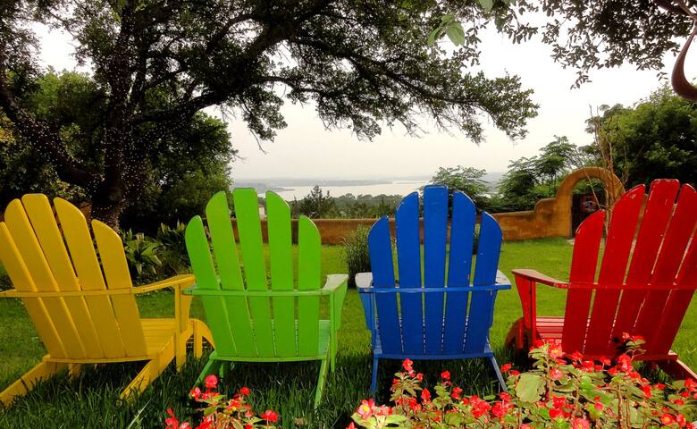 Beautiful view of Lake Travis gallery image 4