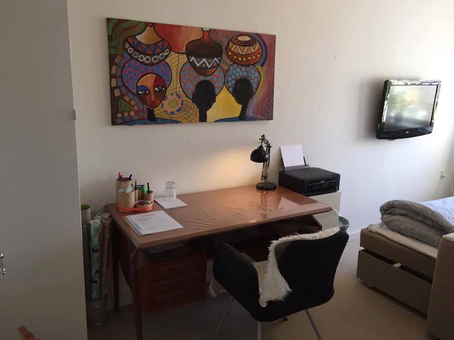 Airbnb guestroom - your room