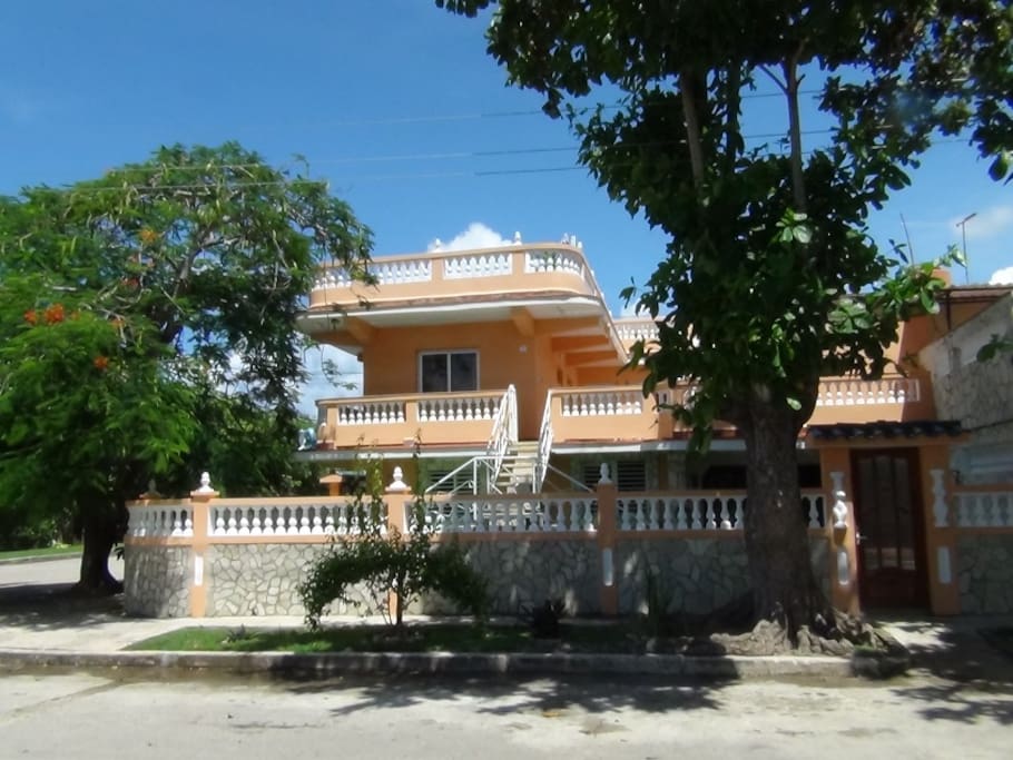 Brisas del Mar (Mar 1 room) Serviced apartments for Rent in Guanabo