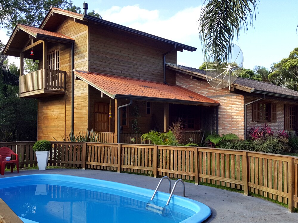 查询胡尔 马桑山带儿童高脚餐椅民宿 上airbnb爱彼迎