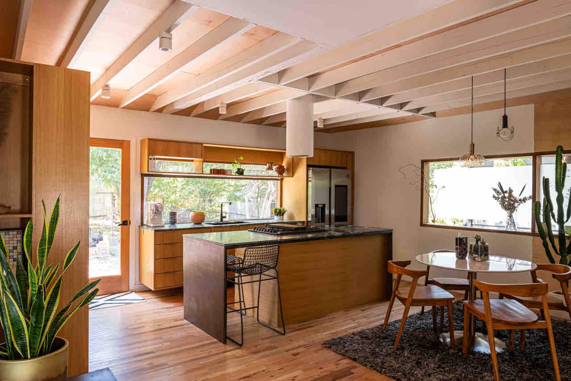 Oak&light | Elmwood retreat