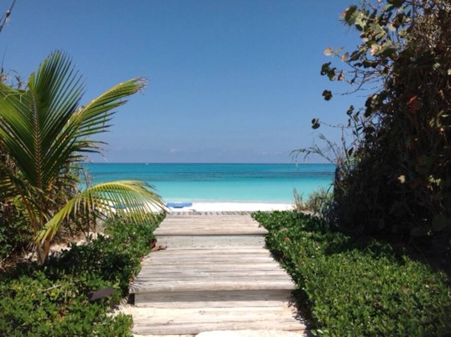 Stunning Beach, Wonderful Home Houses for Rent in Great Guana Cay