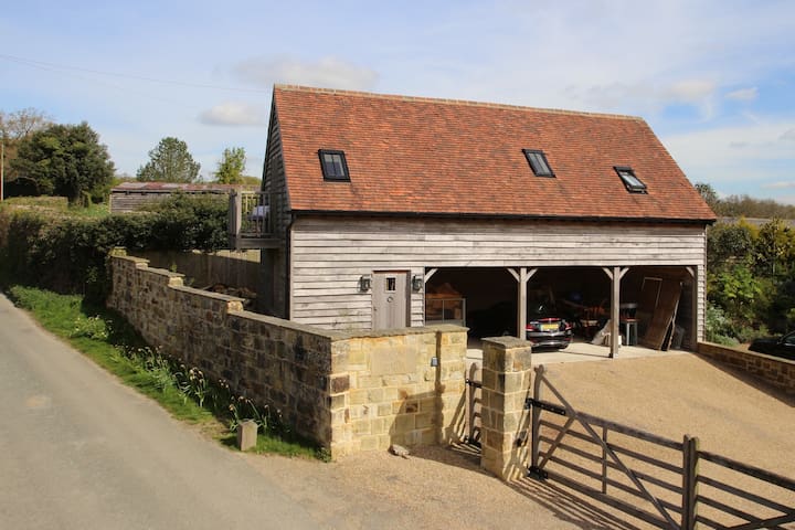 Balcombe Barn Barns For Rent In West Sussex England United Kingdom