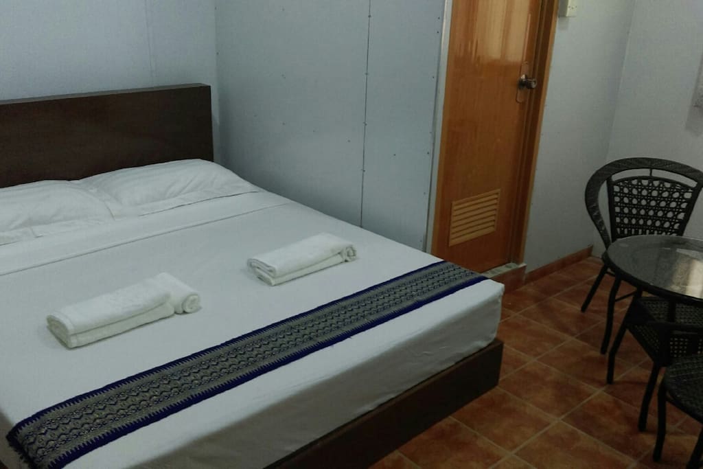 Double room with private bathroom