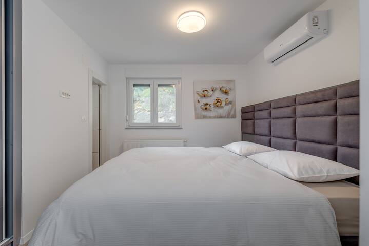 L.C.T. Travel managed Airbnb listing 2