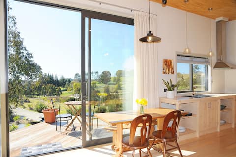 Gum Tree Studio - The perfect country retreat!