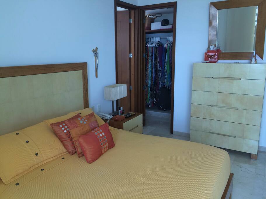 Muebles Elegantes Walking Closet