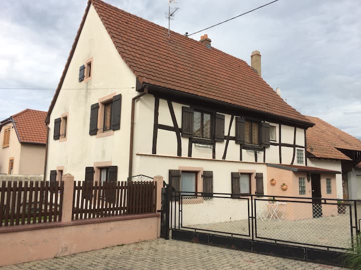 Rumersheim-le-Haut Vacation Rentals & Homes - Grand Est, France | Airbnb