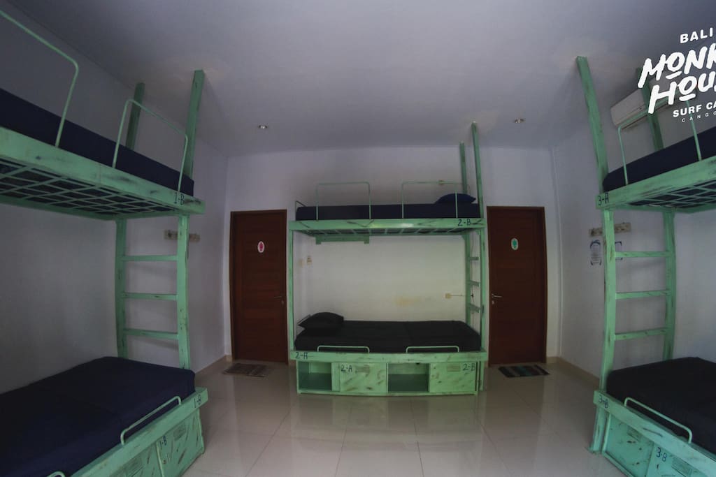 Dorm room - Bali Monkey House
