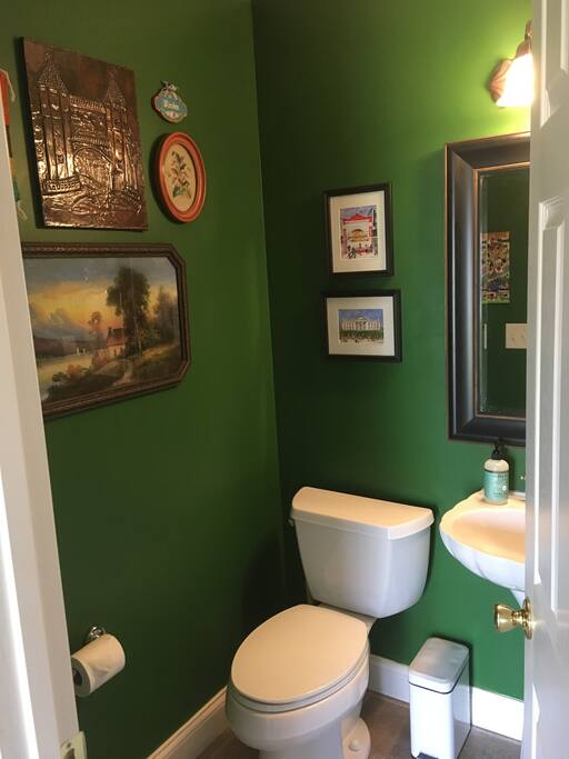 Main Floor: Half Bath / WC