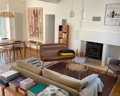 Top performing Airbnb: Design Cosy Sea House architect in Plounéour Brignogan Plages