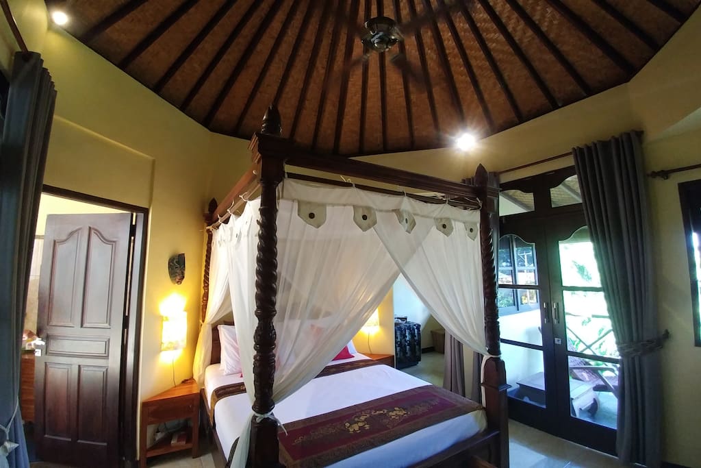 Umah Pelangi Suite