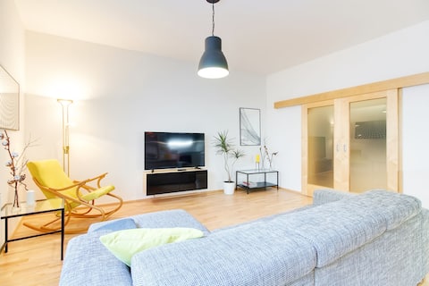 Apartment with Terrace 