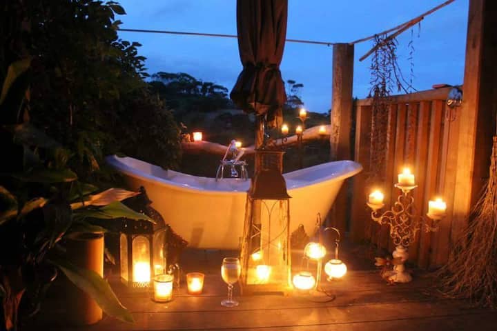 Rosebud Cottage - Romantic Getaway