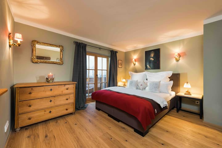 Kitz-Chalet - Luxury Chalet in Kitzbühel - Chalets for Rent in ...