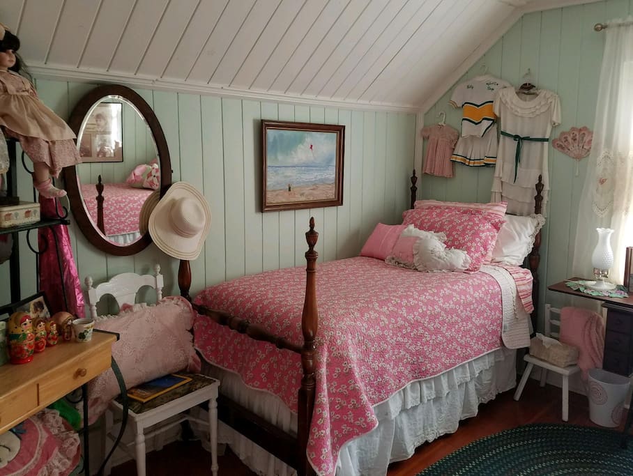 Doll room
