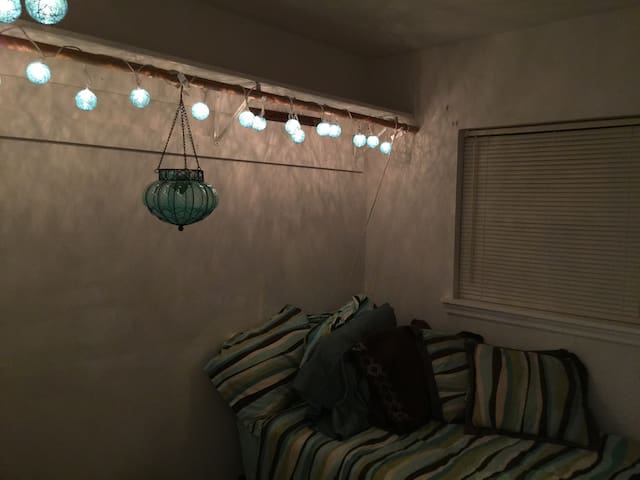 Inara's Quarters Park & Ride to FSU